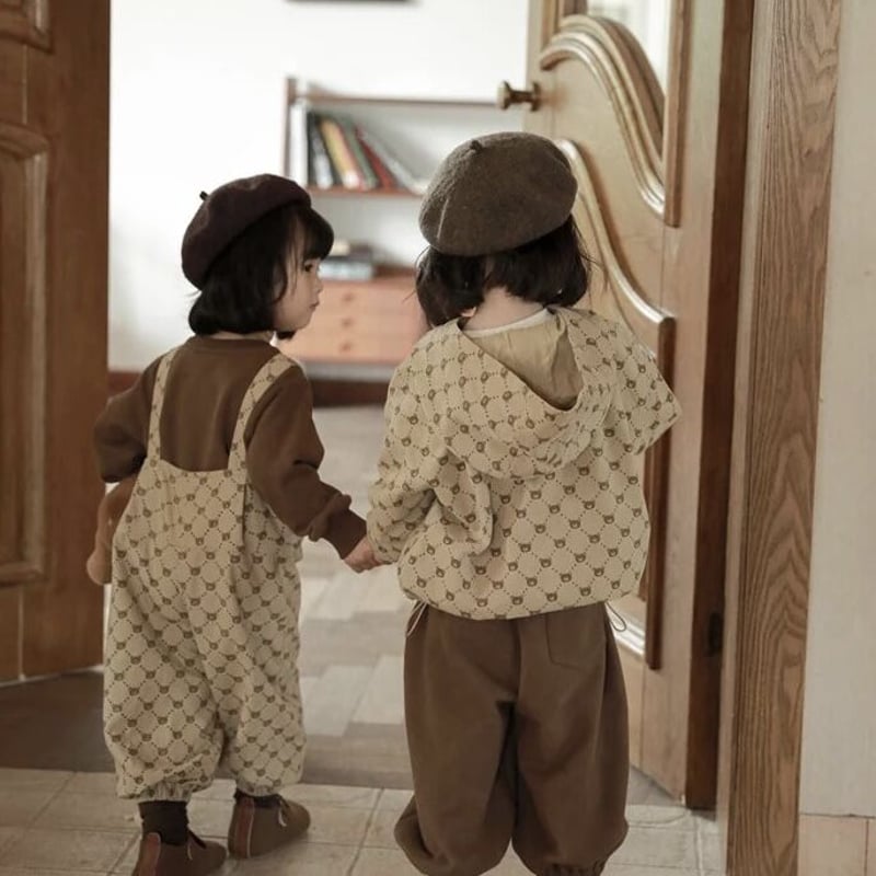 くま柄パターンオーバーオール(2273) | こどもふく🧸mocokids