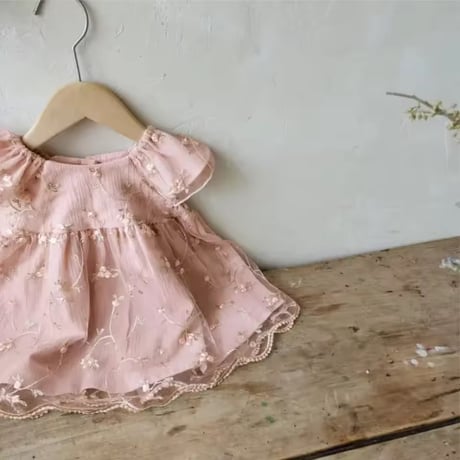 white/pink エンブロイダリーレースラッフルスリーブドレス(998)