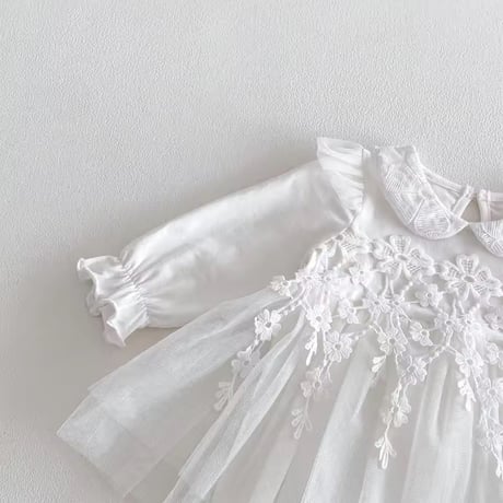 ウエストエンブロイダリーホワイトロンパースドレス(2100)