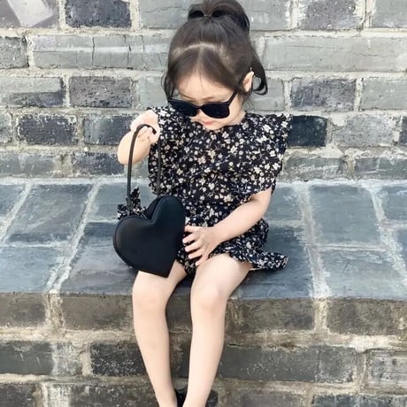kids リボン付きブラック花柄ショルダーフリルセットアップ(3058)