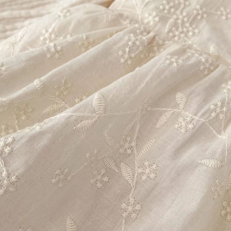 beige flower刺繍リネンスカートロンパース(4032)