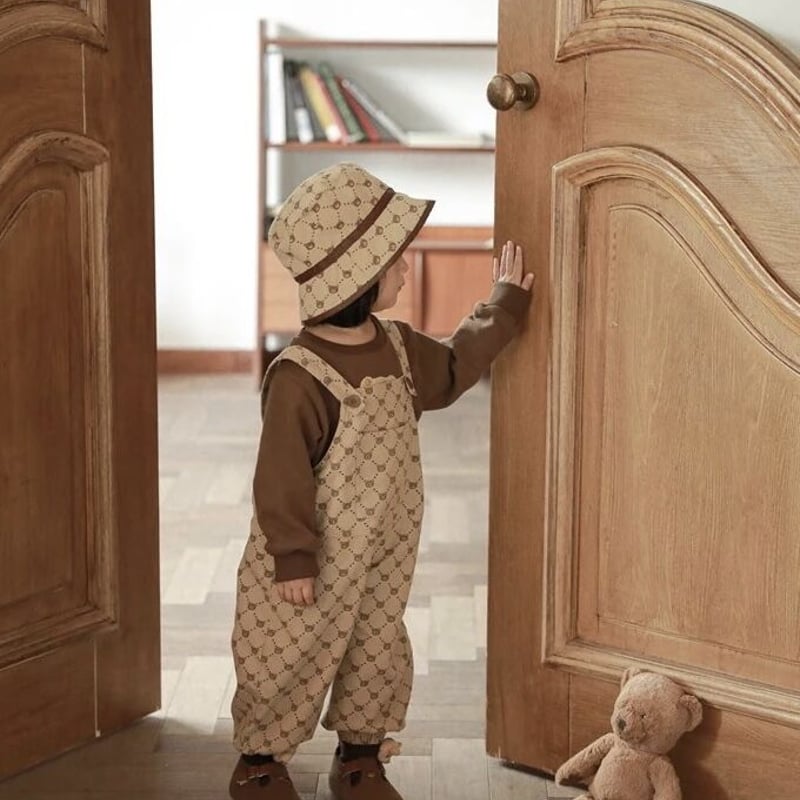 くま柄パターンオーバーオール(2273) | こどもふく🧸mocokids