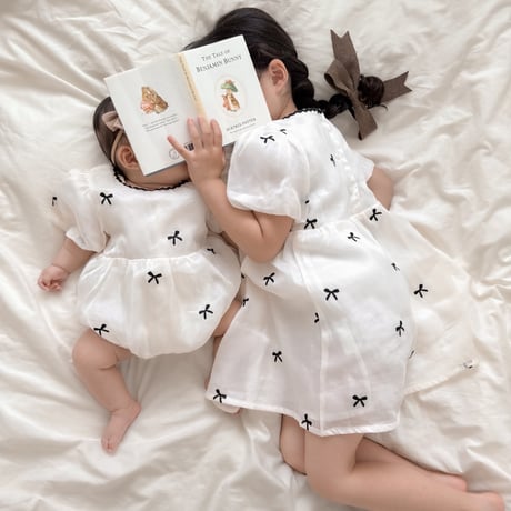 長袖/ 半袖 姉妹お揃いblack miniリボンロンパースorワンピース(4045)