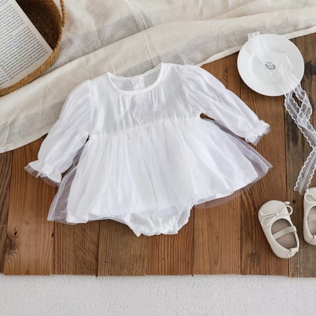 white/brown ワンカラーエンブレムチュールスカートロンパース(1132)