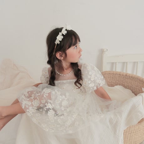 kids white gardenパフスリーブドレス(4110)