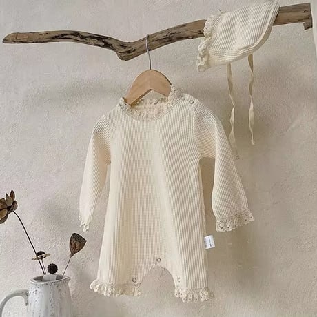ボンネット付きワッフルpetitフリルロンパース(723)