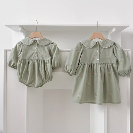姉妹お揃いミントマーガレット刺繍ロンパースorワンピース(726)