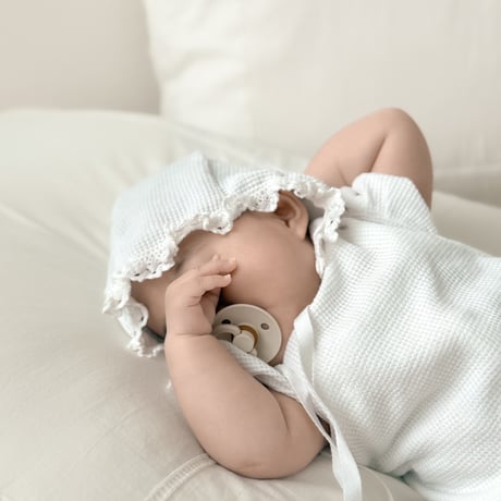 即納あり◆2color ボンネットsetワッフルpetit frillロンパース(4081)