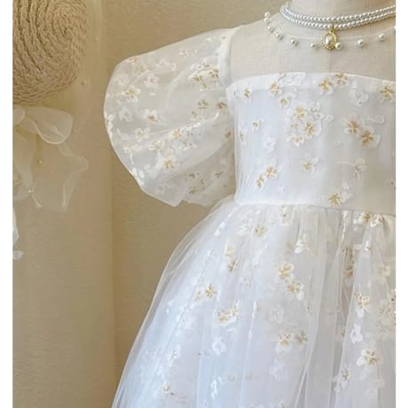 kids white gardenパフスリーブドレス(4110)