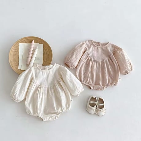 beige/moca コットンレースロンパース(953)