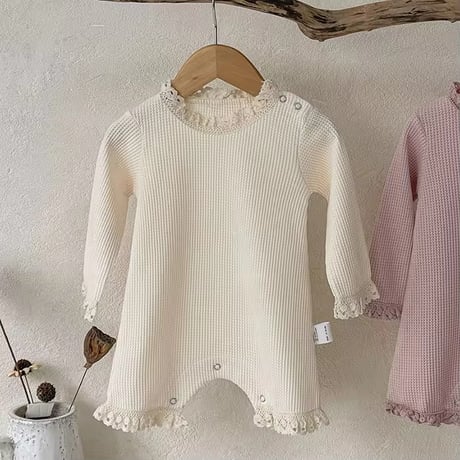 ボンネット付きワッフルpetitフリルロンパース(723)