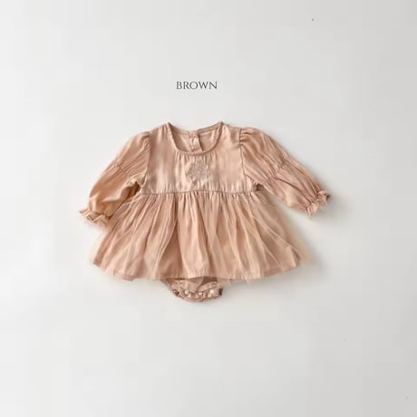 white/brown ワンカラーエンブレムチュールスカートロンパース(1132)
