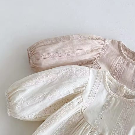 beige/moca コットンレースロンパース(953)