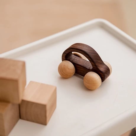 maple×walnut 木製ミニカー(234)