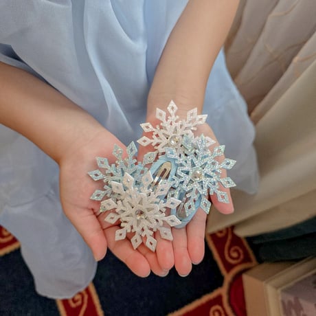 雪の結晶ヘアピン(767)