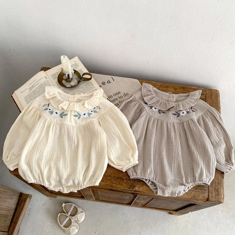 petit frill collar フラワー刺繍リネンロンパース(3272)