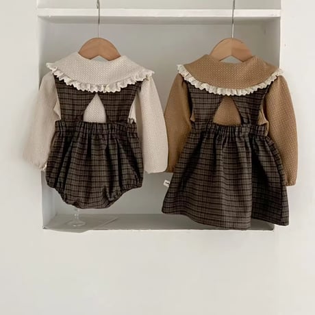 姉妹お揃いダークチェックバクシャンロンパースorワンピース×フリル襟ブラウス(806)