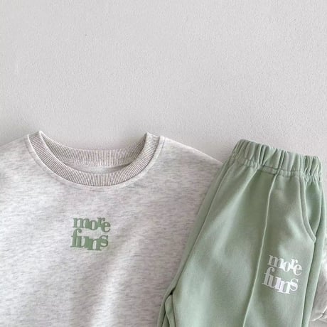 grayトレーナー×mint greenパンツセットアップ(4157)