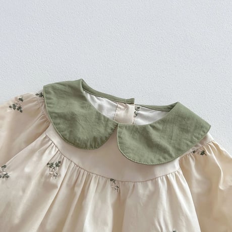 moss green collar エンブロイダリーロンパース(3187)