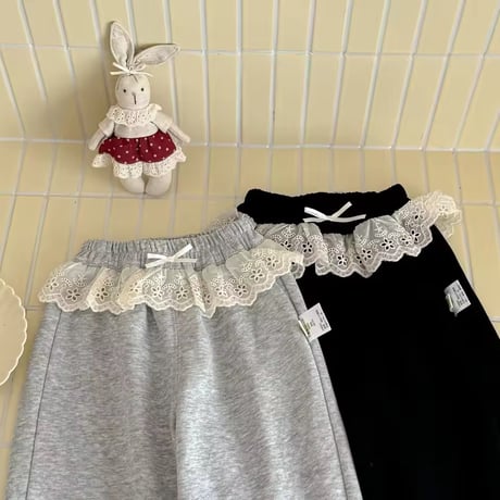 kids gray/blackコットンフリルスウェットパンツ(1071)