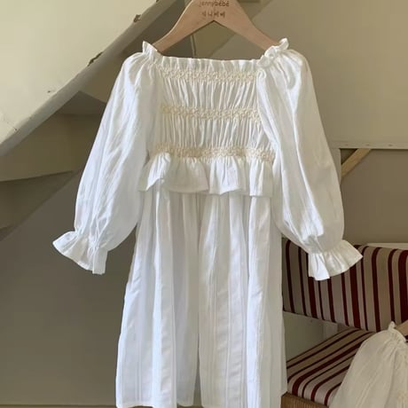 jennybebe姉妹お揃いホワイトシャーリングロンパースorワンピース(741)