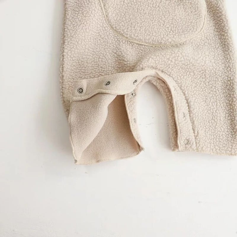 ぽんぽんロングフードボアロンパース(2434) | こどもふく🧸mocokids