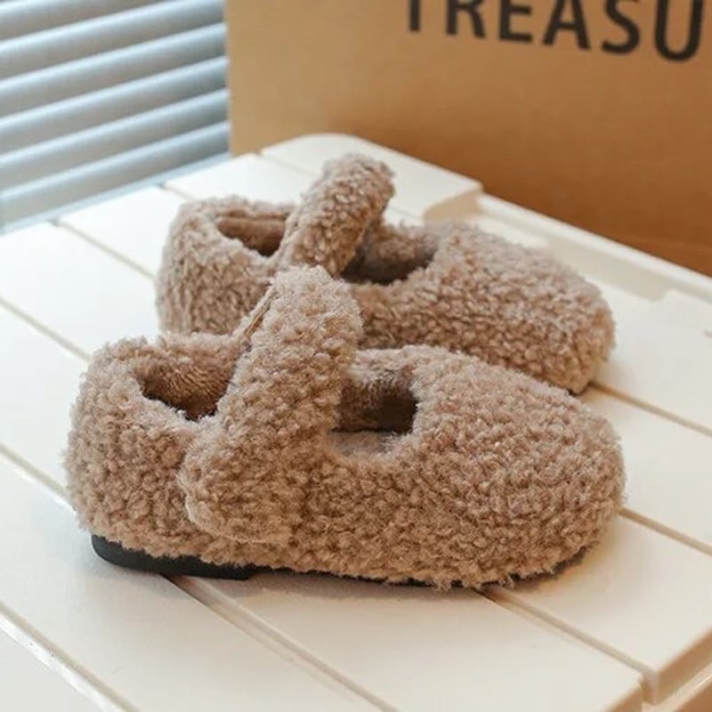 grape ஐもこもこ ファー リボン ホワイトパンプス grape ஐもこもこ