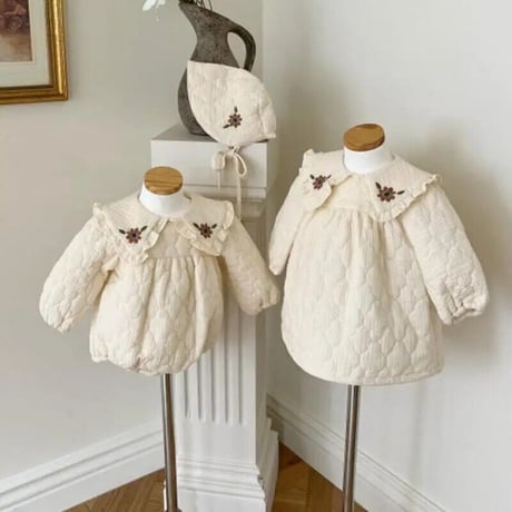 姉妹お揃いキルティングアイボリーお花刺繍ロンパースorワンピース(3322)