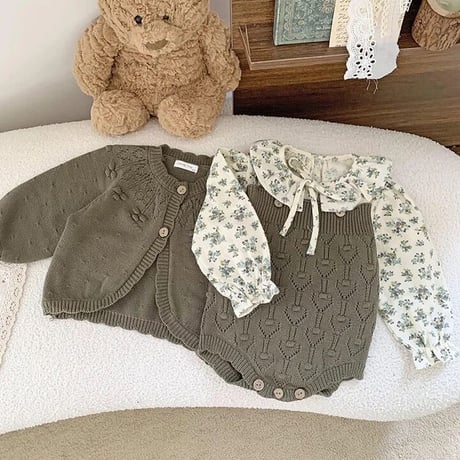 white × olive 透かしニットサロペットorニットカーディガン(3318)