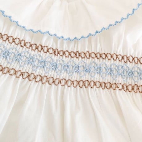 2color ボンネット付きラッフルカラー刺繍ロンパース(1235)