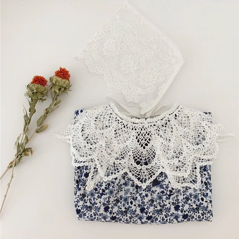 レースボンネットスタイ付き花柄ロンパース(798) | こどもふく🧸mocokids