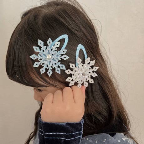 雪の結晶ヘアピン(767)