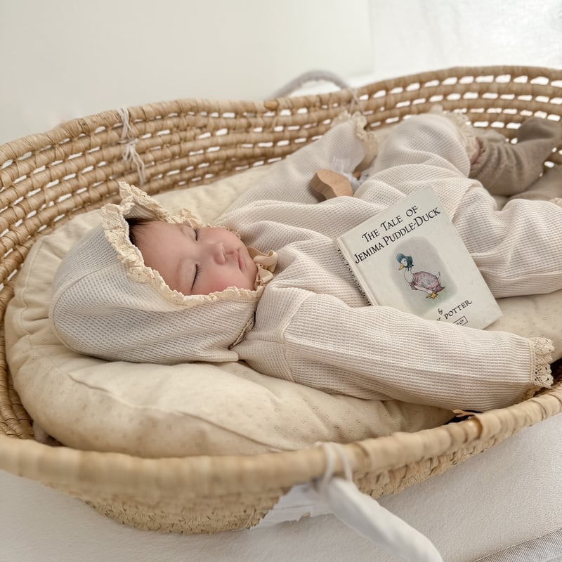 ボンネット付きワッフルフリルロンパース(4041) | こどもふく