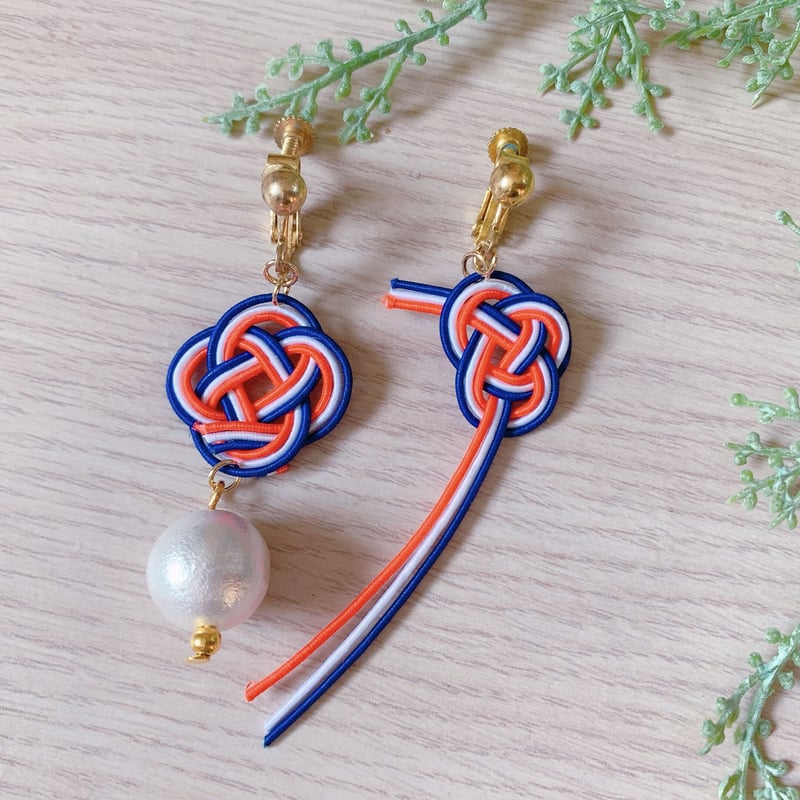 M-097-2-P】水引 ピアス | TricoloreDaisy