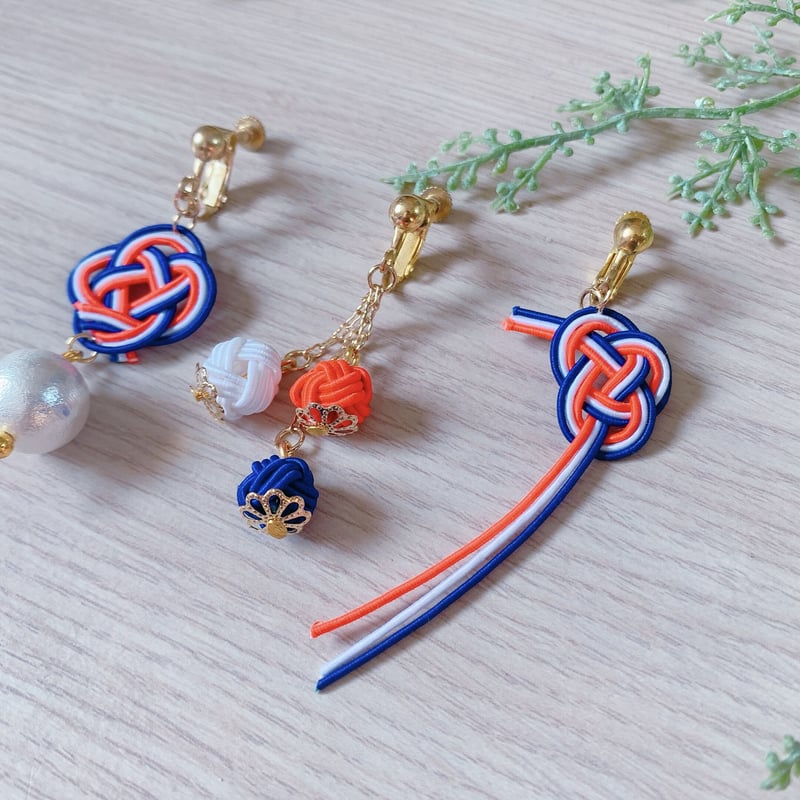 M-097-2-E】水引 イヤリング | TricoloreDaisy