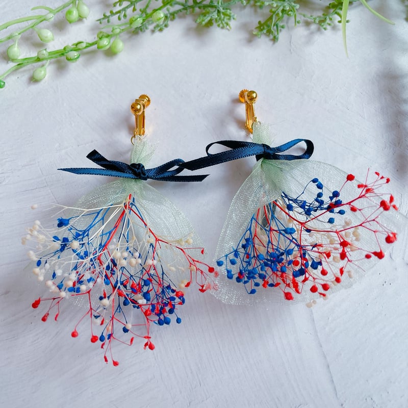 MM-108-P】花束 ピアス | TricoloreDaisy