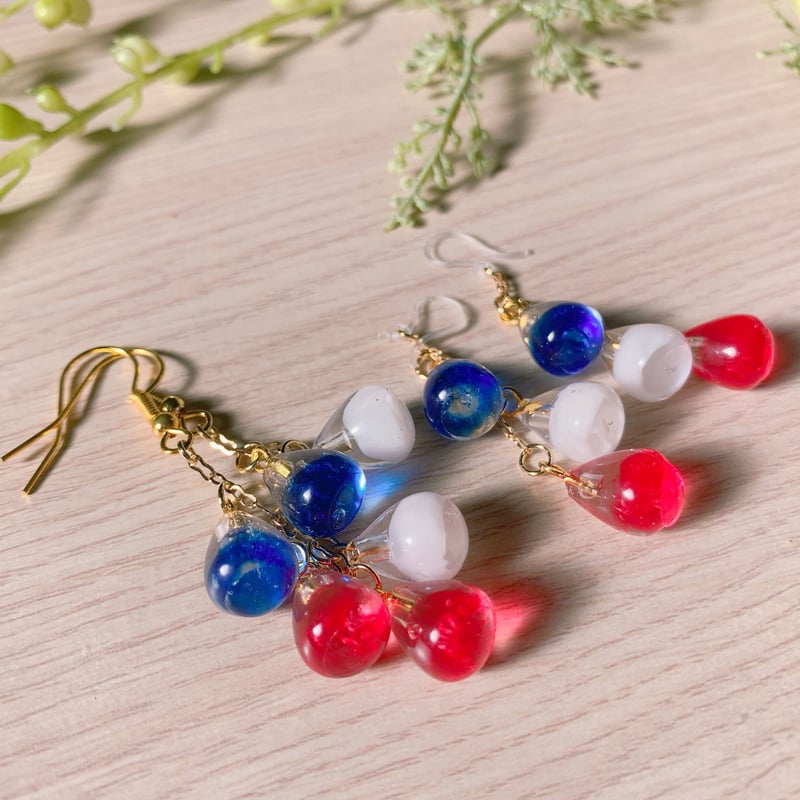 M-015-P】琉球ガラス 風 ピアス | TricoloreDaisy