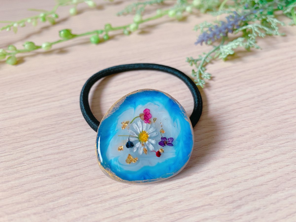 【687】ハンドメイド　レジン　ヘアゴム　ポニーフック 687】ハンドメイド レジン ヘアゴム ポニーフック