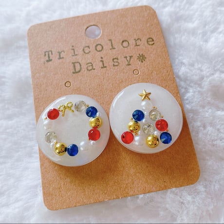 【M-112-P】トリコロール クリスマス ピアス
