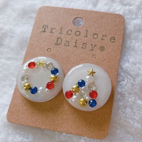 【M-112-P】トリコロール クリスマス ピアス