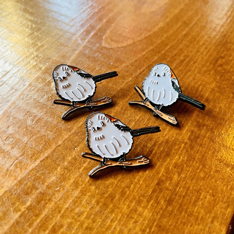 雪の妖精 シマエナガ ピンバッジ PINS | 23546PINS