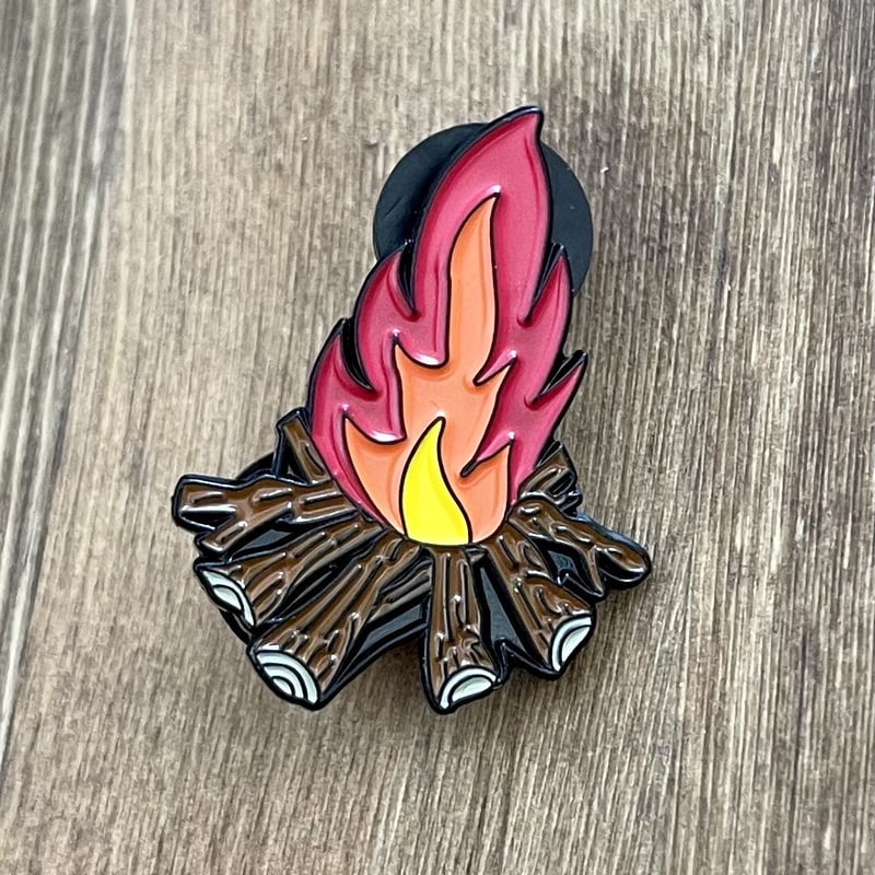 Camp シリーズ PINS 焚き火 BONFIRE ピンバッジ ピンズ | 23546PINS