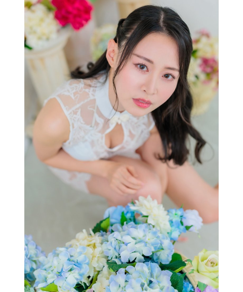 69005ca441100f6ee27a855a