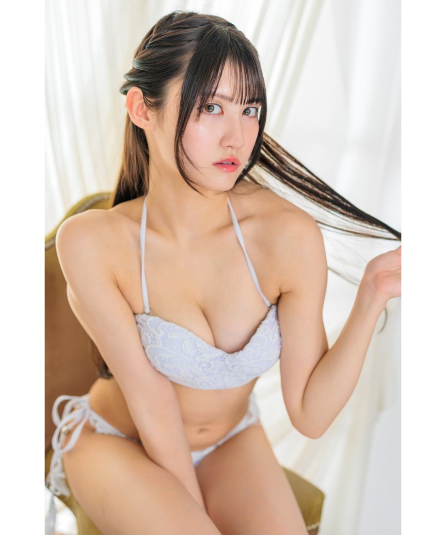 6833d7d88feb782d64e5965c