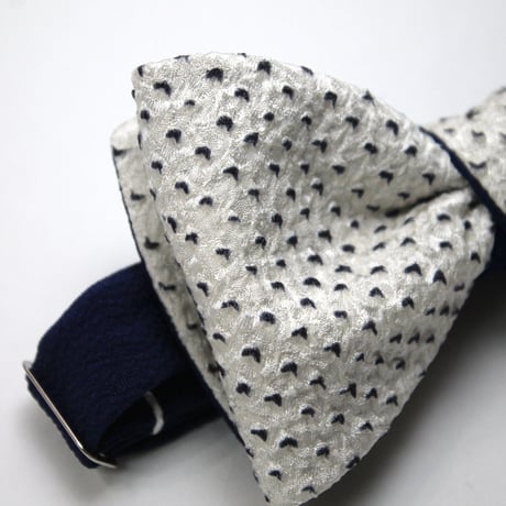 蝶ネクタイ　KIMONO fabric　総絞り染　上京蝶帯