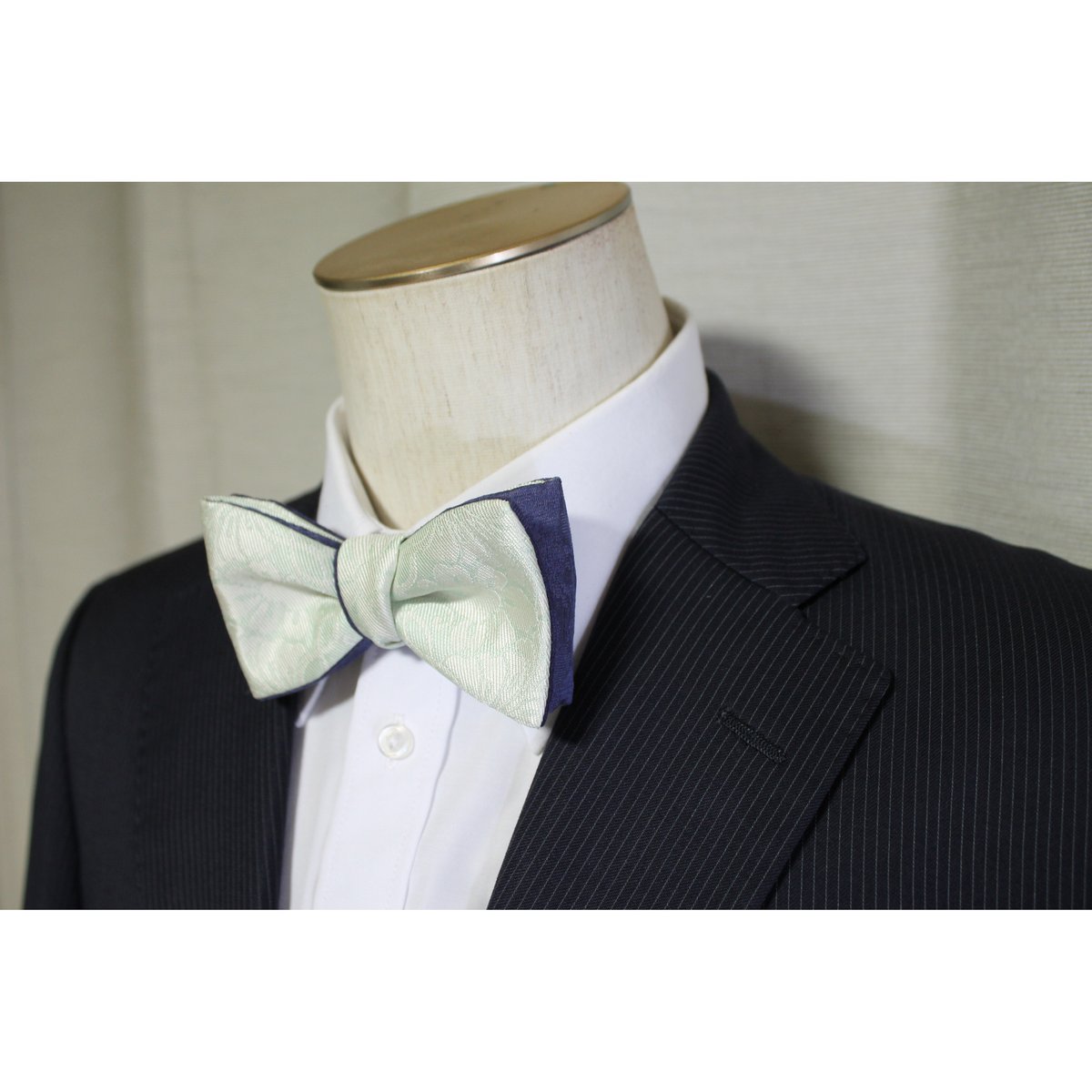 蝶ネクタイ Noh fabric 八藤紋 翁 能楽 | KAMIGYO Bowtie