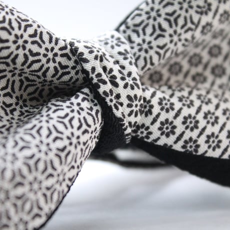 蝶ネクタイ　KIMONO fabric　吉祥文様　型友禅　上京蝶帯 #650