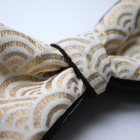 蝶ネクタイ　KIMONO fabric　金彩　青海波文様　上京蝶帯 #589