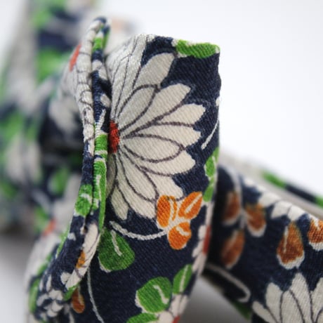 蝶ネクタイ　KIMONO fabric　型友禅 　上京蝶帯 #652