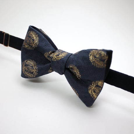 蝶ネクタイ　Noh fabric　金襴　亀甲文様に松葉　上京蝶帯 #508